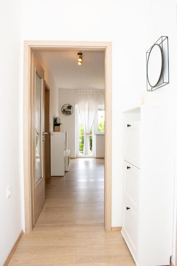 Tomic Apartment Novi Vinodolski Ngoại thất bức ảnh